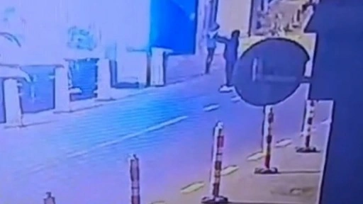 Beşiktaş'ta haraç için oto galeriyi kurşunlayan 3 şüpheli yakalandı