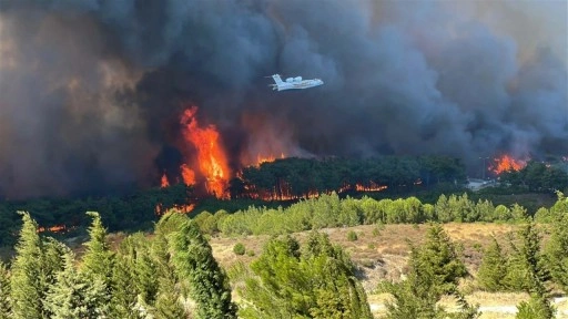 Çanakkale'de alevlerle mücadele sürüyor