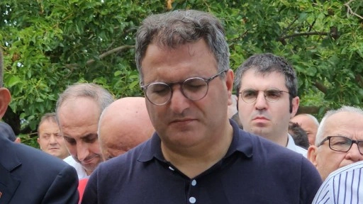 Cem Küçük'ün babasının cenazesi memleketi Giresun'a uğurlandı