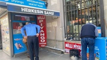 Çılgın Sayısal Loto 300 milyon TL’yi aştı vatandaşlar soluğu bayide aldı