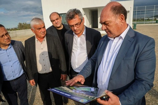 CTP Genel Başkanı Erhürman, Değirmenlik-Akıncılar Belediyesi’nin projelerinde incelemelerde bulundu