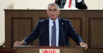 “DAÜ’de 248 bin TL’ye kadar maaş alanlar var”