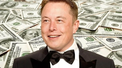 Elon Musk, yeni siyasi parti kurmak için tekrar anket başlattı