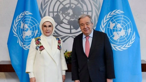 Emine Erdoğan, New York'ta BM Genel Sekreteri Guterres ile görüştü