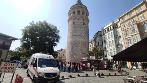 Galata Kulesi'nden düşen kişi hayatını kaybetti