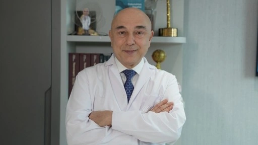 Günlük yaşamı etkileyen titremelere karşı beyin pili ve akıllı ses ötesi tedavisi