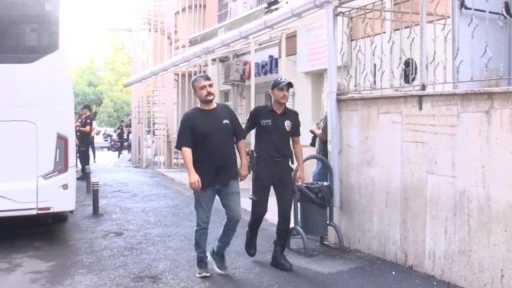 İBB'ye yönelik yolsuzluk operasyonu; şüpheliler sağlık kontrolünden geçirildi