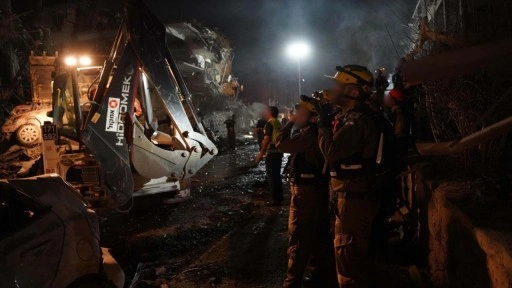 İran'dan, İsrail'e üst üste füze saldırısı