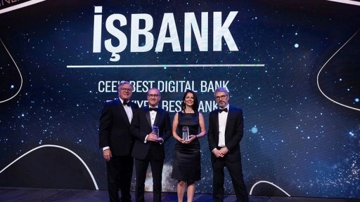 İş Bankası’na Orta ve Doğu Avrupa’nın en iyi dijital bankası ödülü