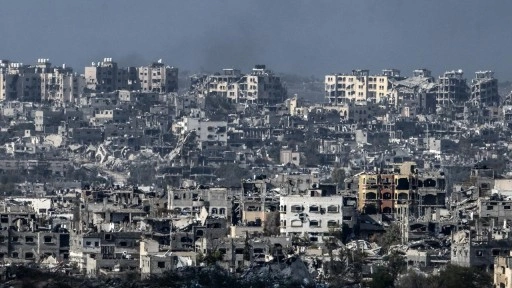 İsrail'in girişine izin verdiği 104 yardım tırının çoğu işgalci gözetiminde yağmalandı