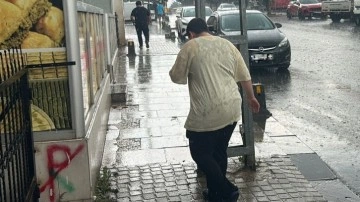 İstanbul'da sağanak, vatandaşları hazırlıksız yakaladı