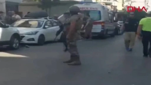 İzmir'de polis merkezine silahlı saldırı: Şehit ve yaralılar var