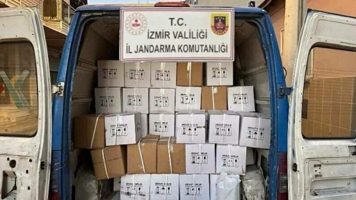 İzmir'de yeni yıl &ouml;ncesinde 4 bin 130 litre ka&ccedil;ak etil alkol ele ge&ccedil;irildi