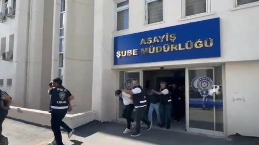 Kendilerini polis ve savcı olarak tanıtıp dolandırıcılık yapan 18 şüpheli tutuklandı