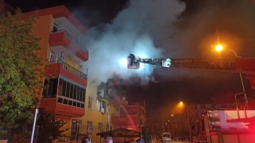Konya’da bir binanın 3’üncü katında patlama ve ardından yangın: 12 yaralı