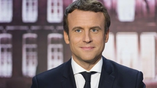 Macron: "3 yıldır İran'da tutuklu bulunan 2 Fransız serbest bırakıldı"