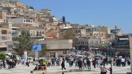 Medeniyetler şehri Mardin'e turist akını; otellerde doluluk yüzde 100'e ulaştı