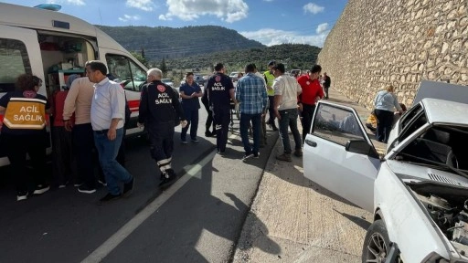 Mersin’de zincirleme kaza: 1 ölü, 9 yaralı