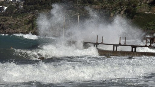 Meteoroloji'den fırtına ve yağmur uyarısı! Bu bölgeler dikkat