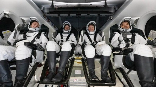 NASA'nın Crew-10 ekibi dünyaya döndü