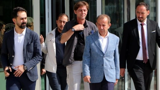 Nefret ve ayrımcılık suçlamasıyla yargılanan Tanju Özcan’ın duruşması ertelendi