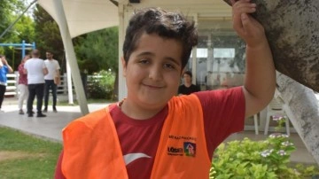 Ömer Asaf'tan kendisi gibi kanser hastalarına destek