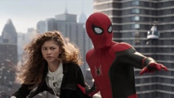 Örümcek-Adam Filmlerinin Yapımcısından Zendaya İtirafı