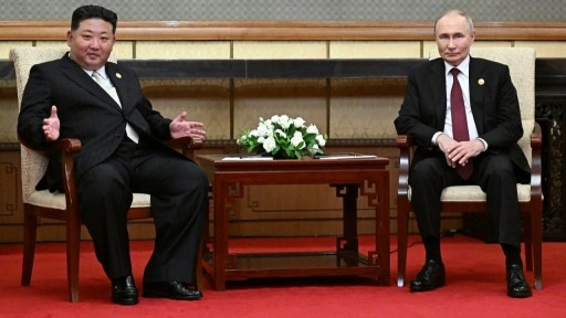 Rusya Devlet Başkanı Putin, Kuzey Kore lideri Kim ile Pekin'de görüştü