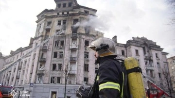 Rusya, Ukrayna’nın başkenti Kiev’i vurdu: 10 yaralı
