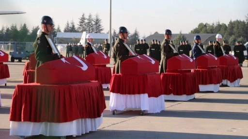Şehitler memleketlerine uğurlandı