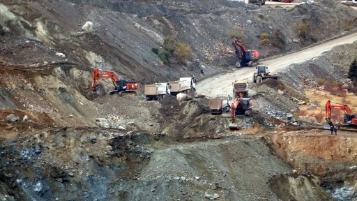 Sivas'ta göçük altında kalan şantiye müdürü 18 gündür aranıyor