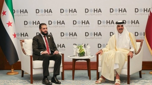 Suriye Cumhurbaşkanı Şara, Doha'da Katar Emiri Al Sani ile görüştü