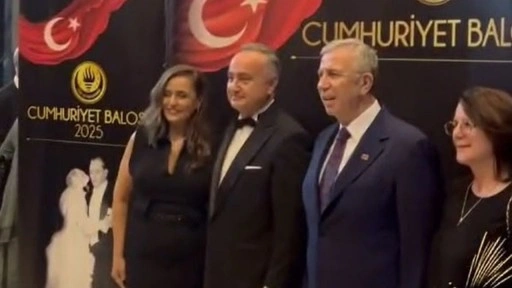 Türk Eğitim Derneği’nden Cumhuriyet’in 102’nci yılına özel balo