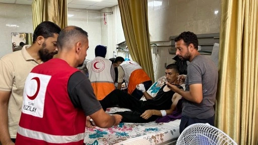 Türk Kızılay, Gazze’deki El Kudüs Hastanesine her gün sıcak yemek ulaştırıyor