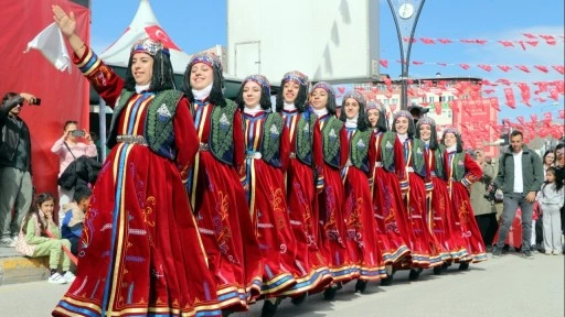 Van'da Cumhuriyet Bayramı coşkusu