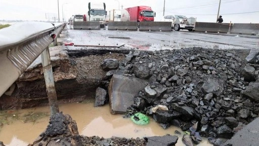 Vietnam'da sel nedeniyle hayatını kaybedenlerin sayısı yükseldi