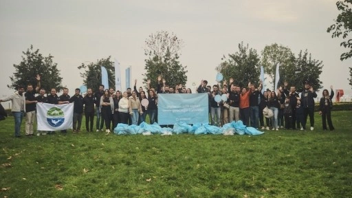 Waternet çevre bilincini artırmak amacıyla kıyı temizliği gerçekleştirdi