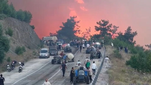 Yangına müdahale ederken kalp krizi geçiren itfaiye eri kurtarılamadı