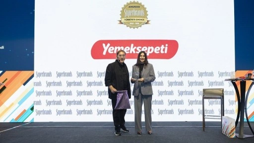 Yemeksepeti’ne Superbrands tarafından ödül