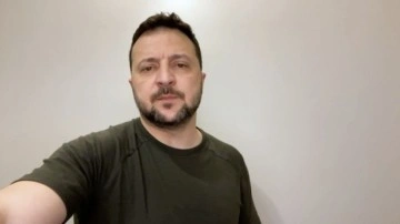 Zelenski: "Putin ve diğer pislikler suçu başkasının üzerine atmaya çalışıyor"
